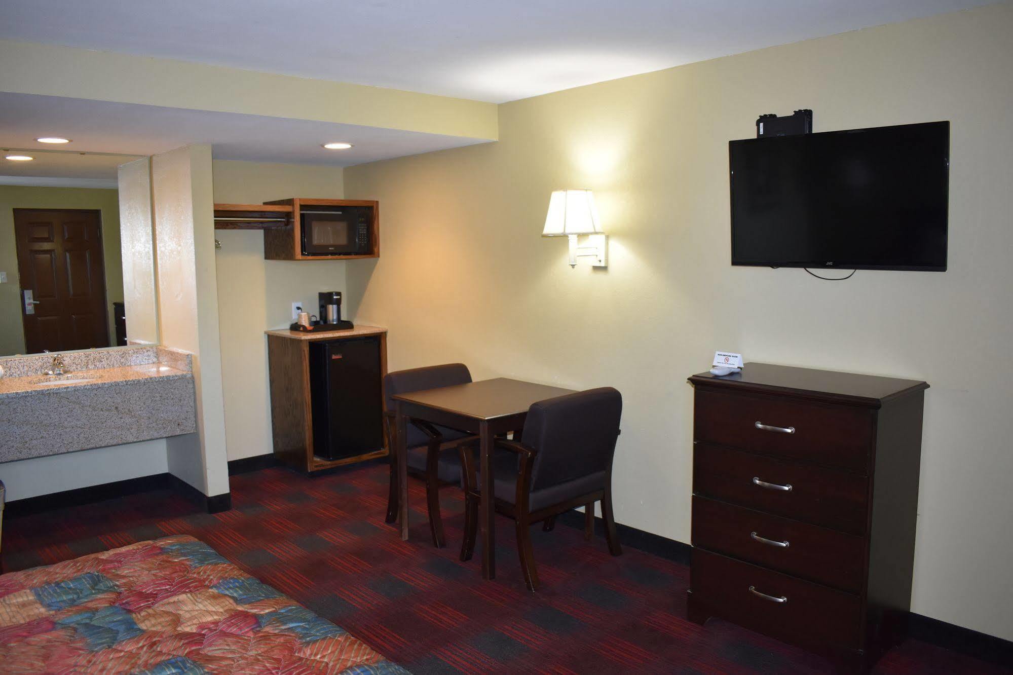 Town House Inn Cape Girardeau Zewnętrze zdjęcie