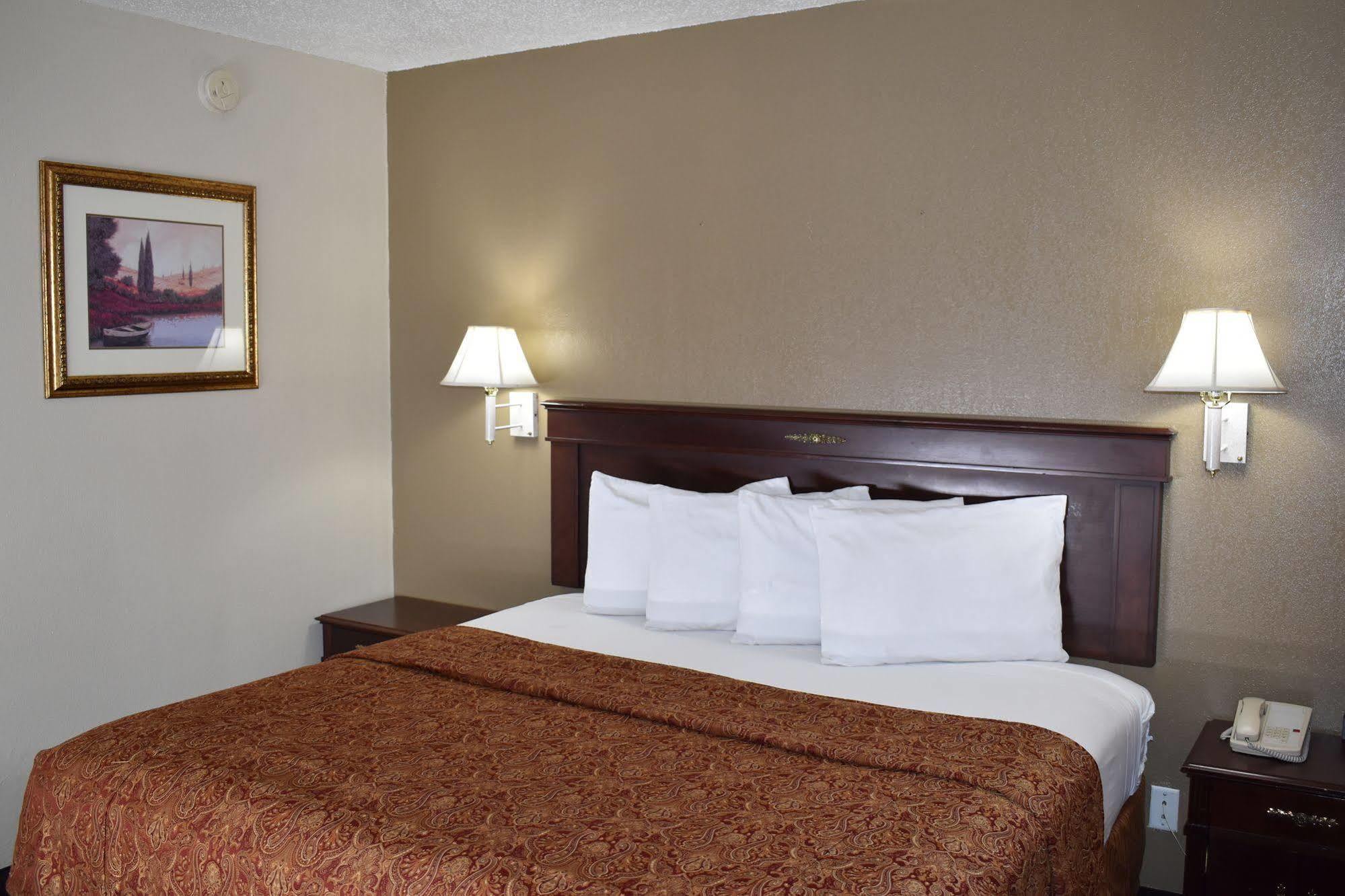 Town House Inn Cape Girardeau Zewnętrze zdjęcie